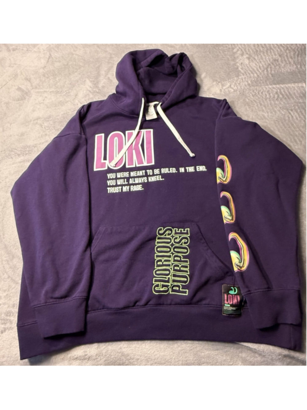 Marvel Disney Parks Loki ''Master of Mischief'' Pullover Hoodie Size XL